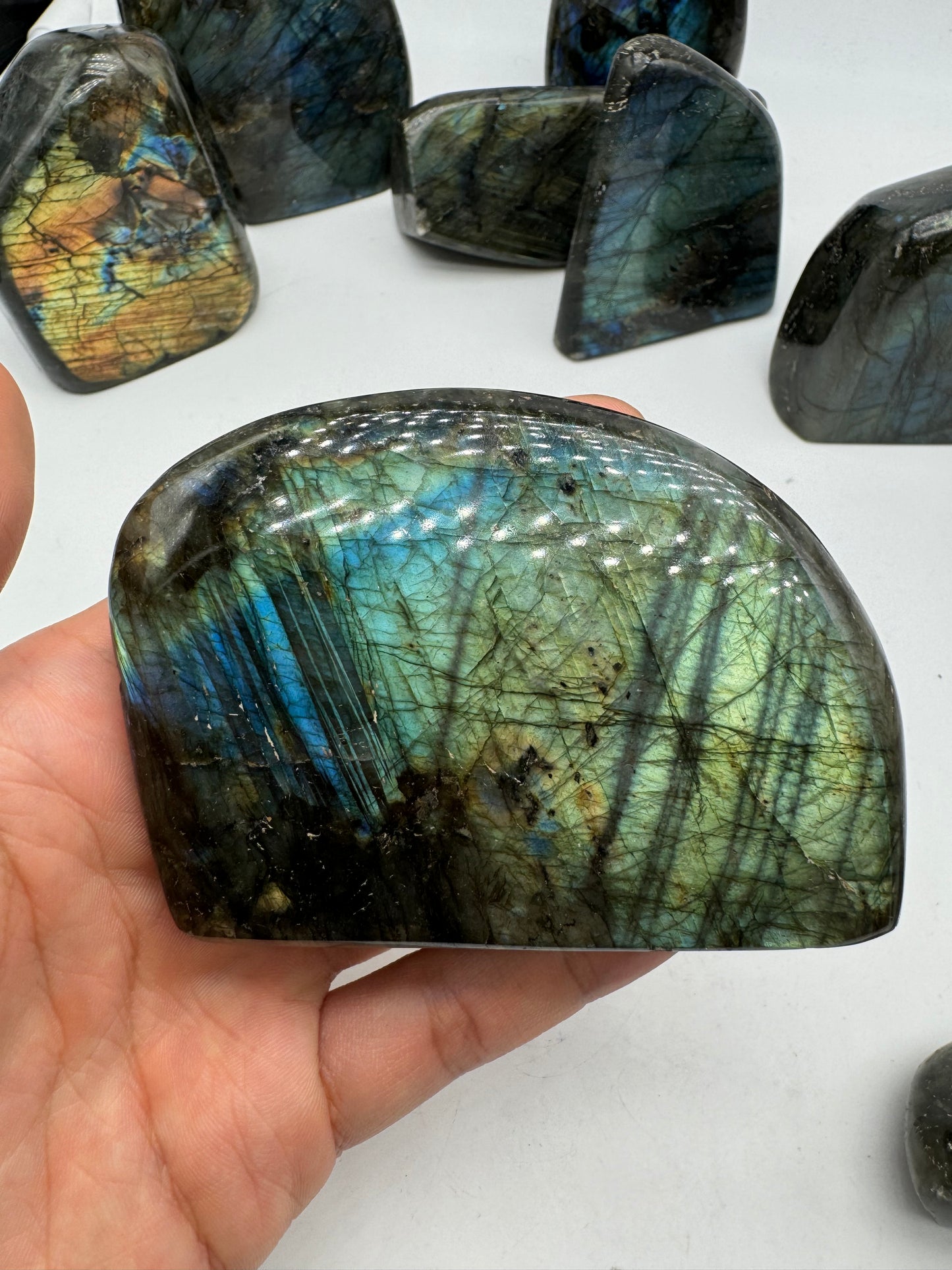 Labradorite forme libre AA+ 588g (Lot 30) - Foliesbijoux