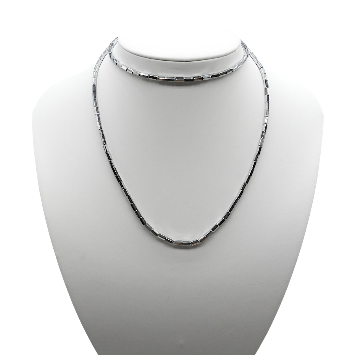 Collier sautoir 70 cm Hématite electroplaquée argenté 4x5 mm Cylindre CHA-5 - Foliesbijoux