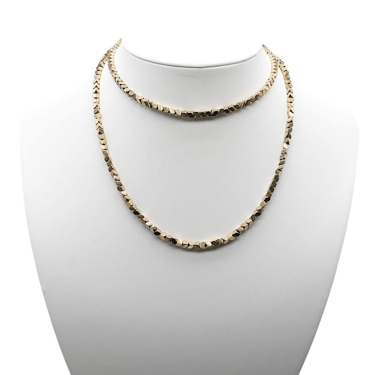 Collier sautoir 70 cm avec fermoir Hématite electroplaquée dorée 4mm CHD-2 - Foliesbijoux