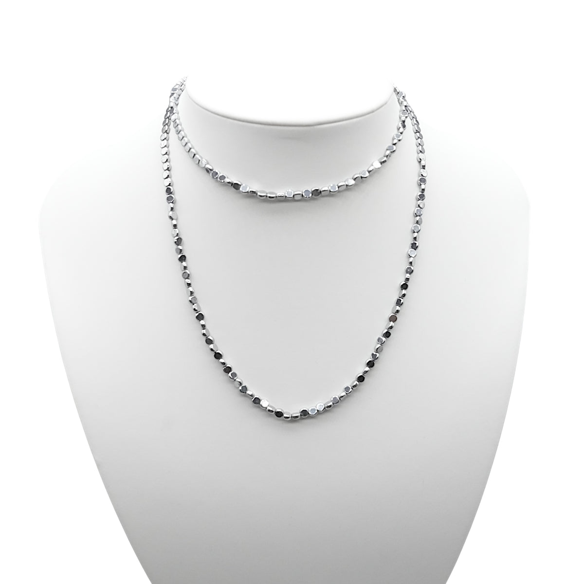 Collier sautoir 70 cm Hématite electroplaquée argenté 4mm forme rond CHA-4 - Foliesbijoux