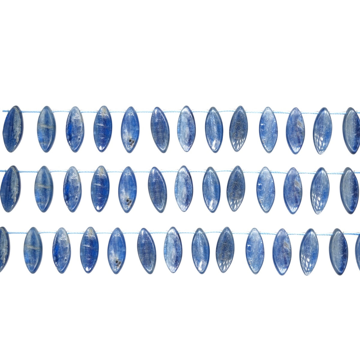 Fil de perle forme de goutte Cyanite bleue 12x26 mm (référence 76)