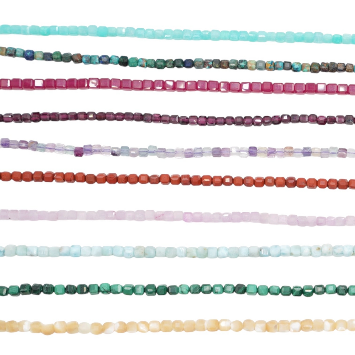 Fil de perles carrés facettés 3x3 mm (18 pierres disponible)