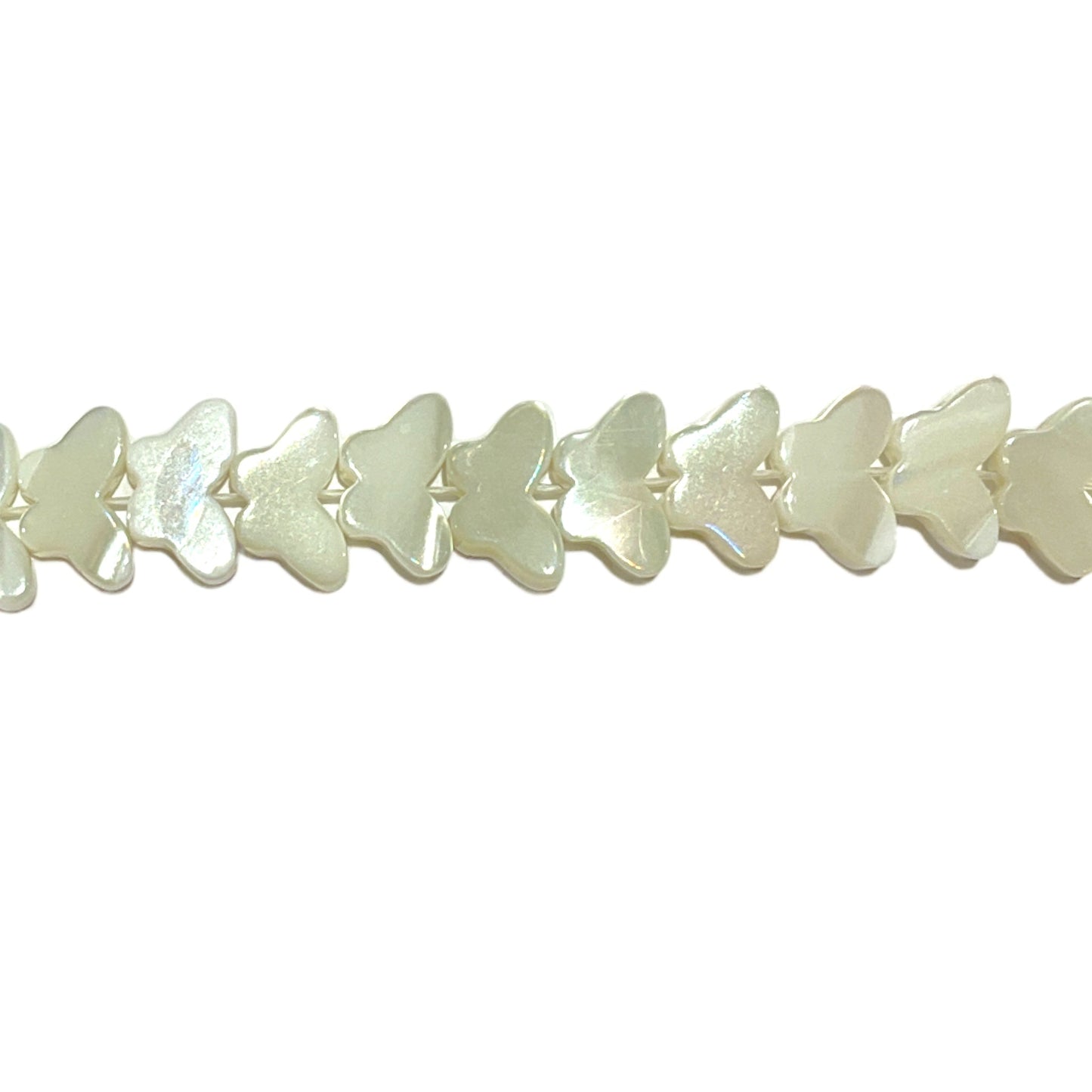 Fil de perle papillon en nacre blanche A - Foliesbijoux