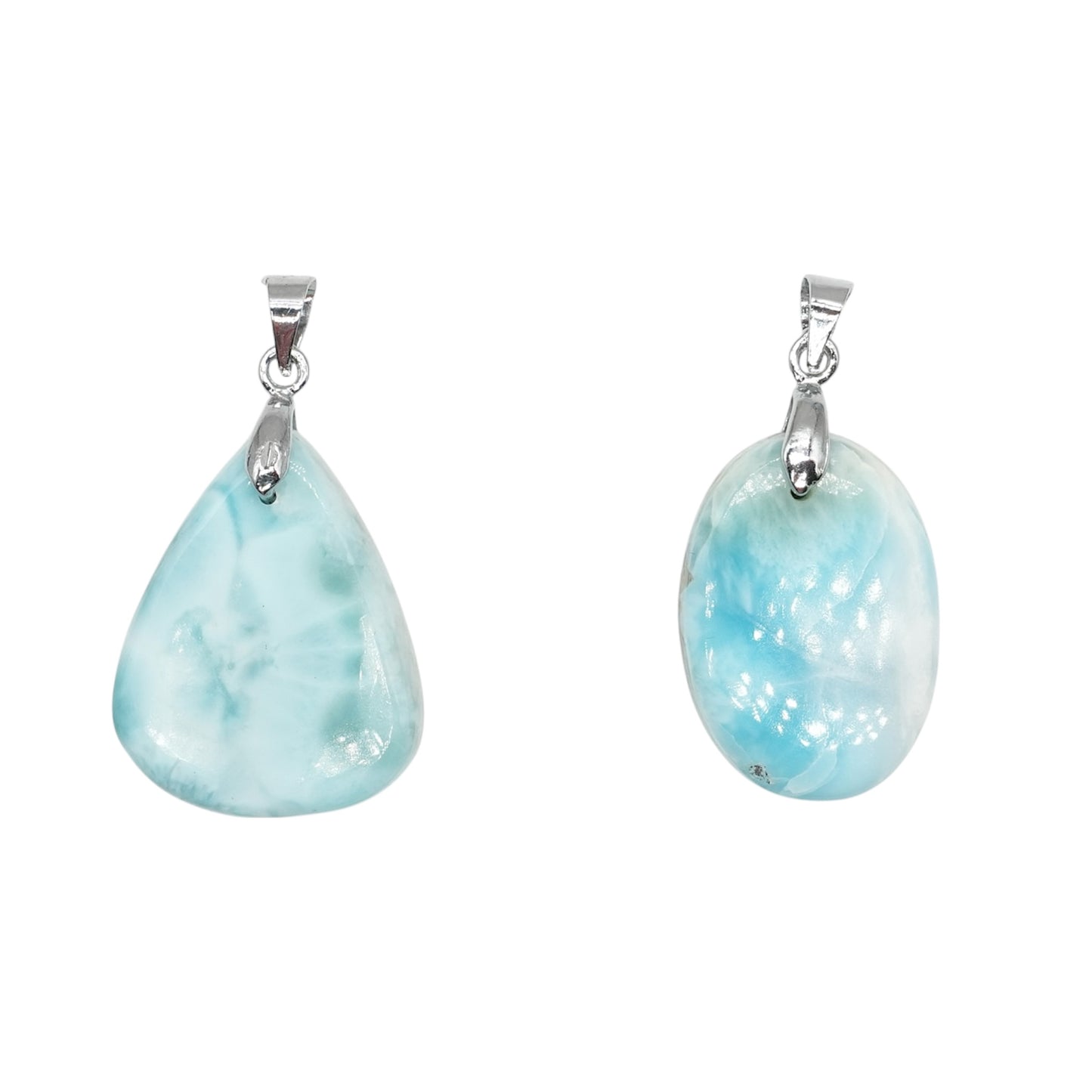 Pendentif Larimar de République dominicaine bélière incluse (forme aléatoire)