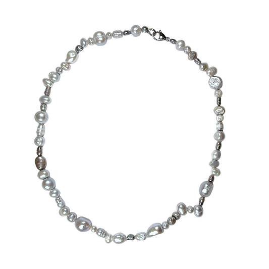 Collier en perles d’eau douce gris G-2