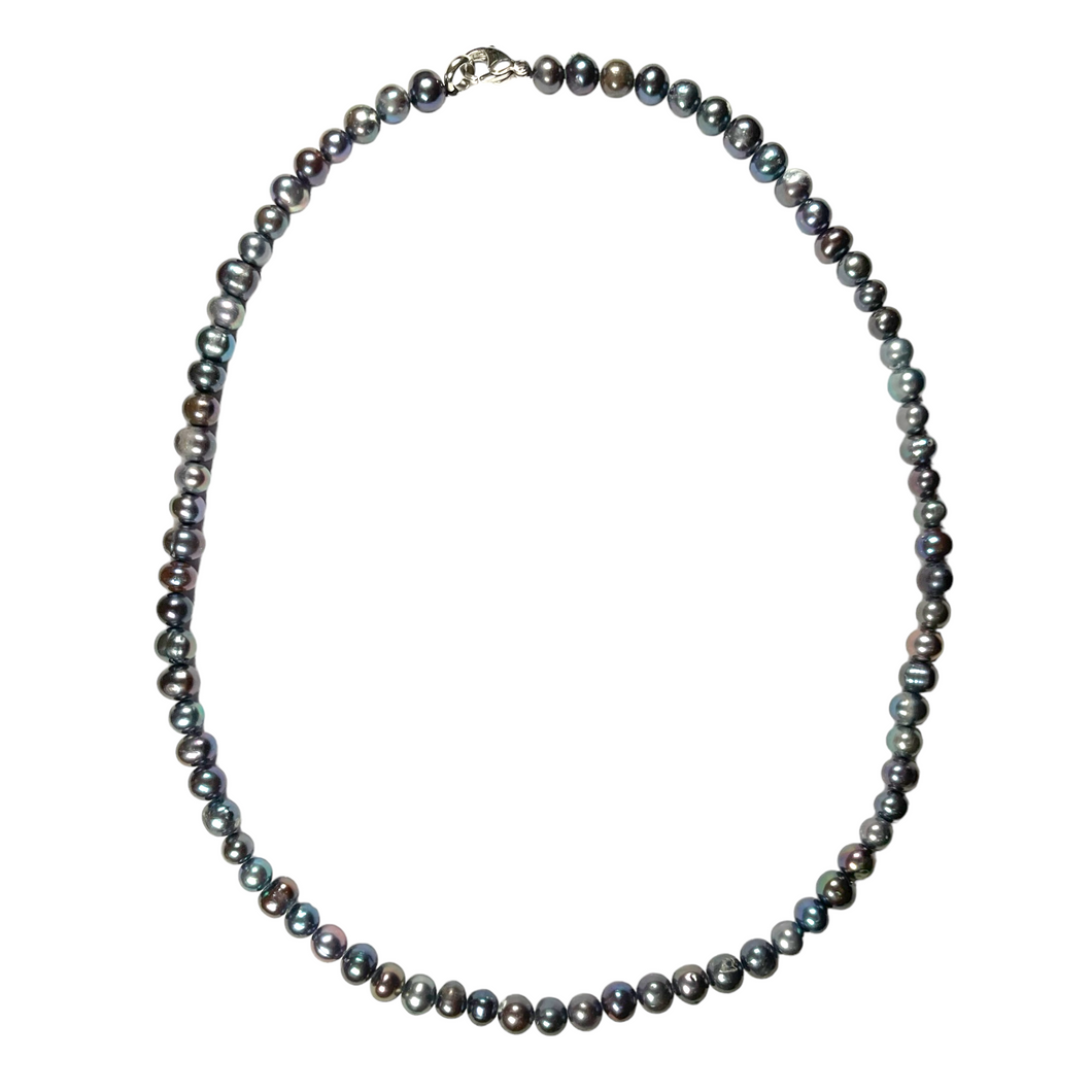 Collier en perles d’eau douce noire N-4