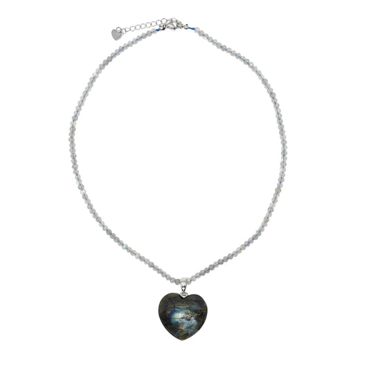 Collier facetté avec pendentif Labradorite forme cœur argenté