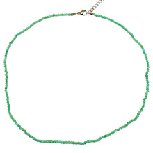 Load image into Gallery viewer, Collier Chrysoprase 2-3mm acier inoxydable

