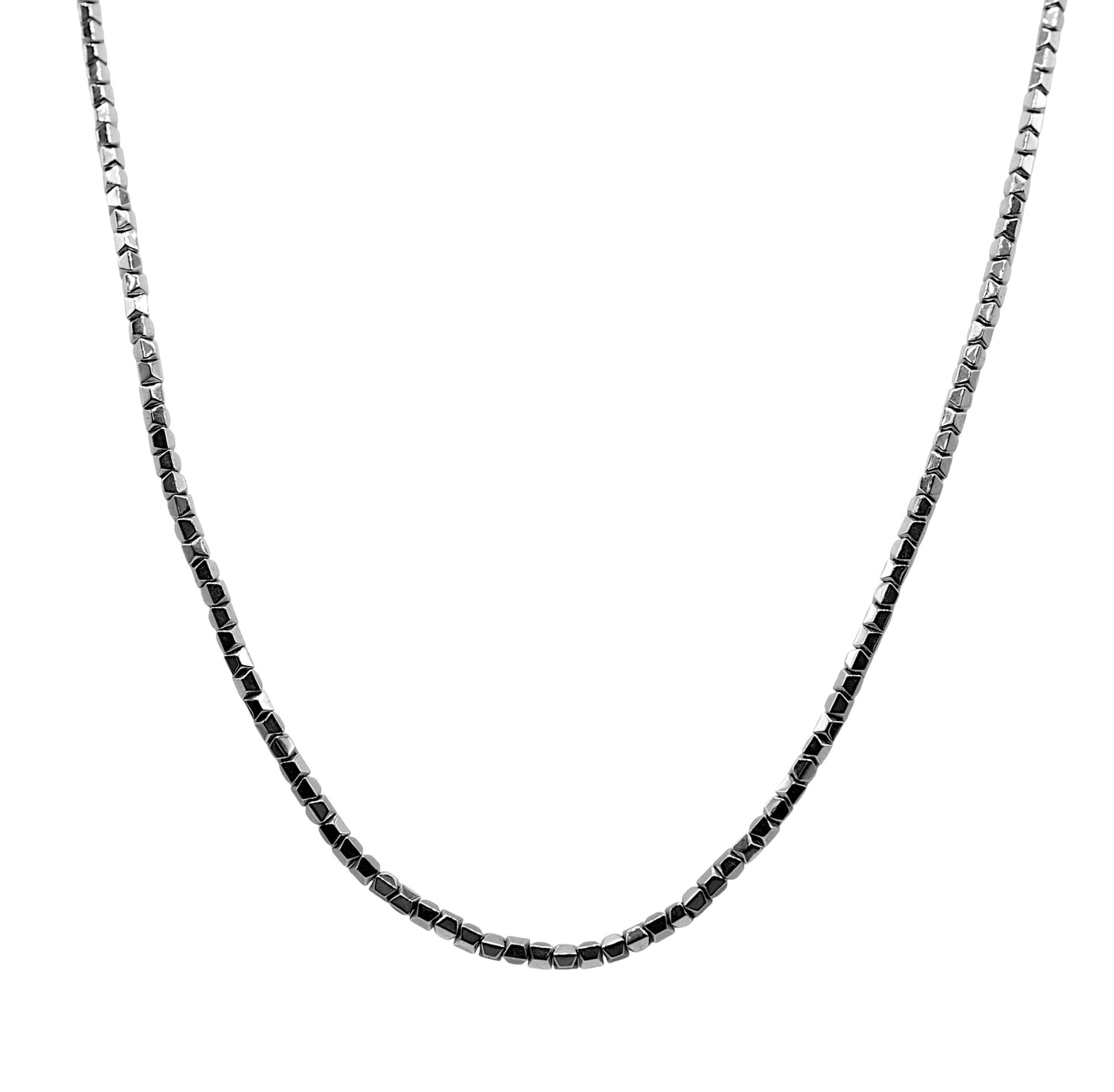 Collier sautoir 70 cm Hématite electroplaquée argenté 4 mm CHA-6