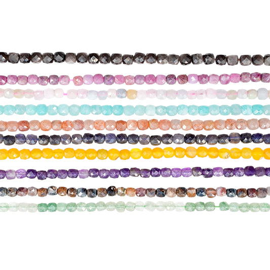 Fil de perles cube facetté 4x4 mm (40 pierres disponibles)