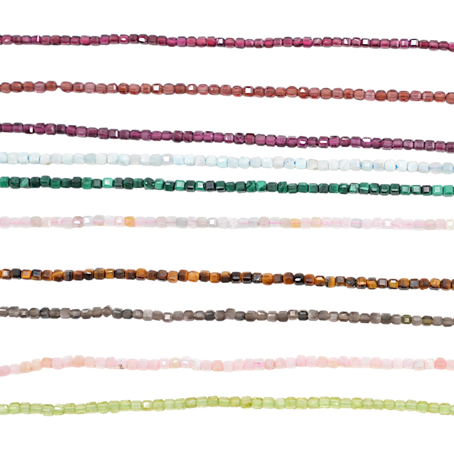 Fil de perles carrés facettés 2x2 mm (30 pierres disponible)