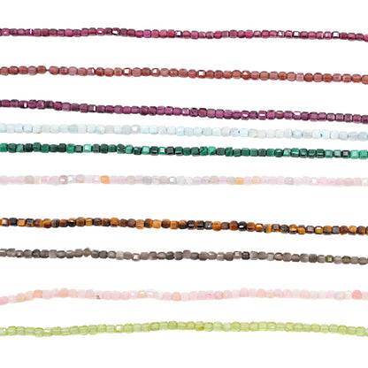 Fil de perles carrés facettés 2x2 mm (30 pierres disponible)