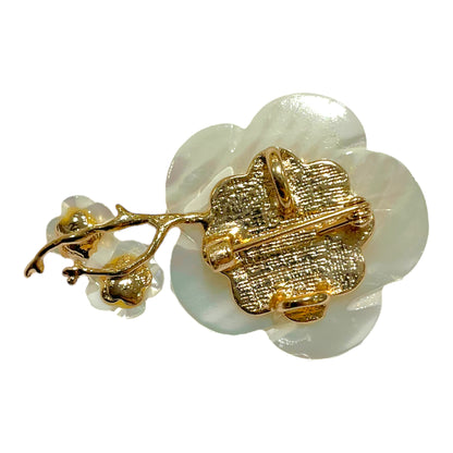 Broche fleuris