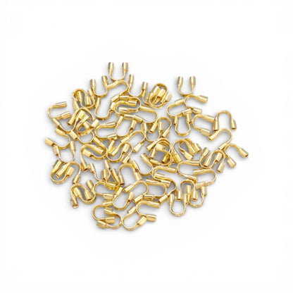 100 Protège-fil laiton réf cc354 – 5 × 5 mm — Trou de 1.5 mm (doré/argenté)
