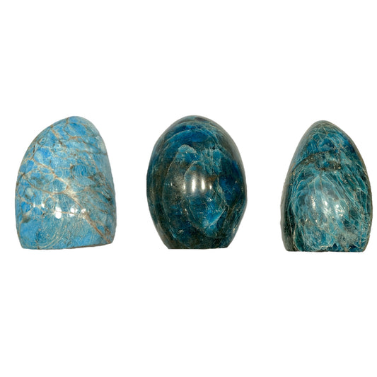 Apatite bleue forme libre