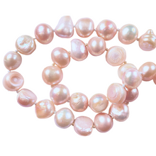 Charger l&#39;image dans la galerie, Collier en perles d’eau douce rose irrégulière 12 mm V2
