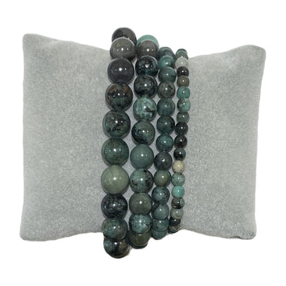 Labradorite bracelet has