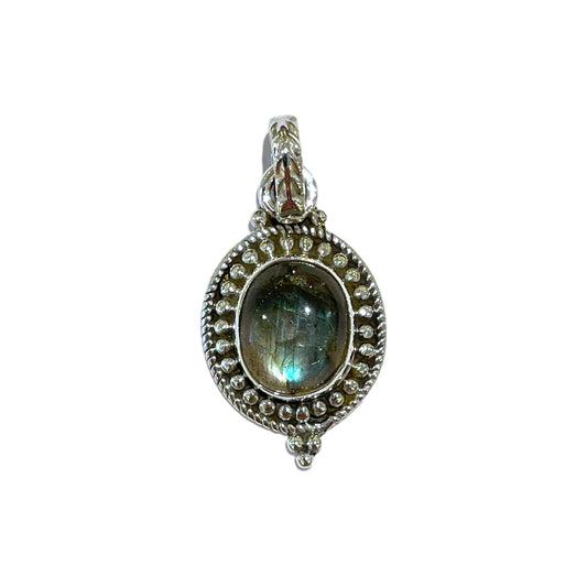 Pendant in labradorite & silver 925