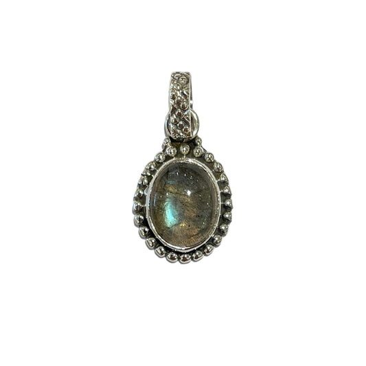 Pendant in labradorite & silver 925