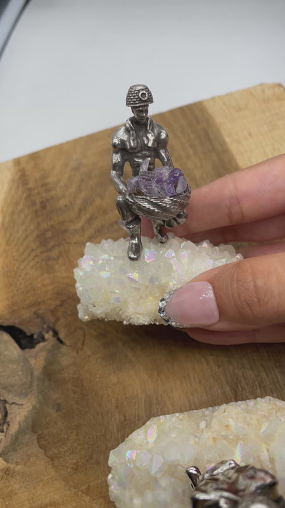 Figurine mineur avec Cristal Aqua Aura & améthyste