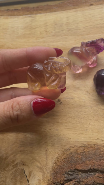 Figurine Elephant en Fluorine multicolore 3x2,5 cm