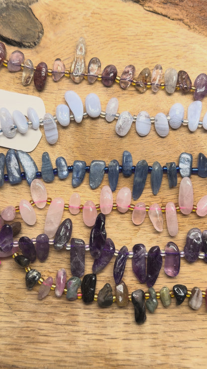 Fil de perle 8x19 mm en pierre naturelle (29 pierres disponible)