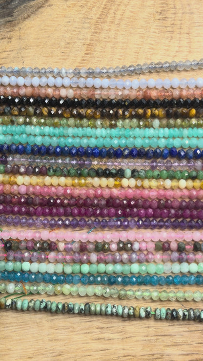 Fil de perle en rondelle facetté 3x4 mm (22 pierres disponible)