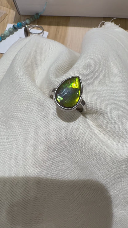 Bague Argent 925 et Ammolite naturelle du Canada