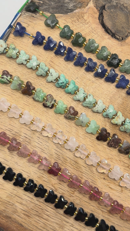 Fil de perle forme papillon 8x10 (7 pierres disponible)