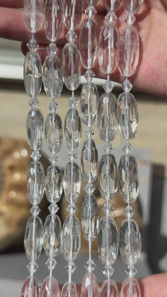 Fil de perle forme libre Cristal de roche 10x20 mm (référence 19)