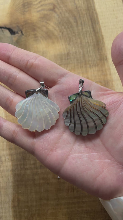 Pendentif forme coquillage en nacre & abalone