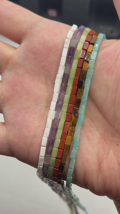 Fil de perle 2x4 mm cubique (6 pierres disponibles)