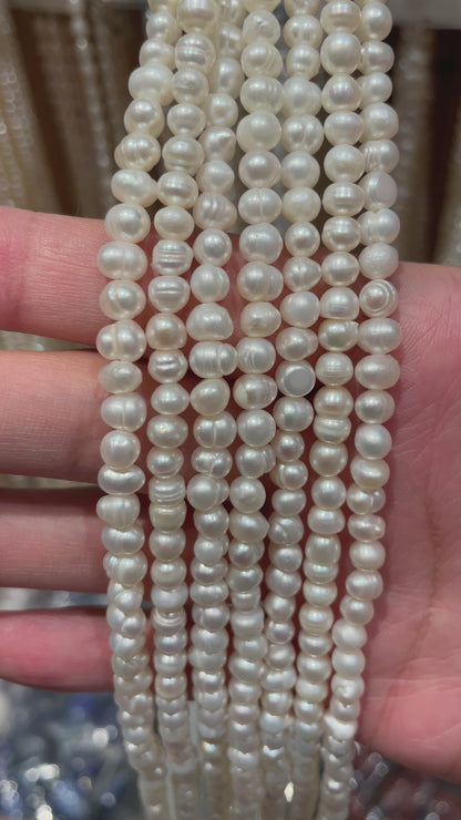 Fil de perle d’eau douce 4-5.5 mm [41]