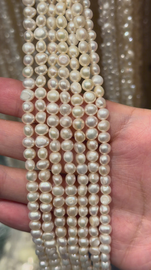 Fil de perle d’eau douce 4-5 mm [52]
