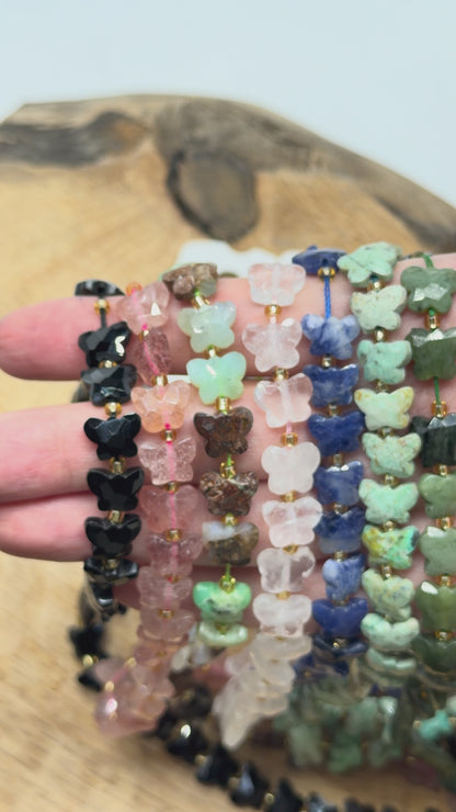 Fil de perle forme papillon 8x10 (7 pierres disponible)