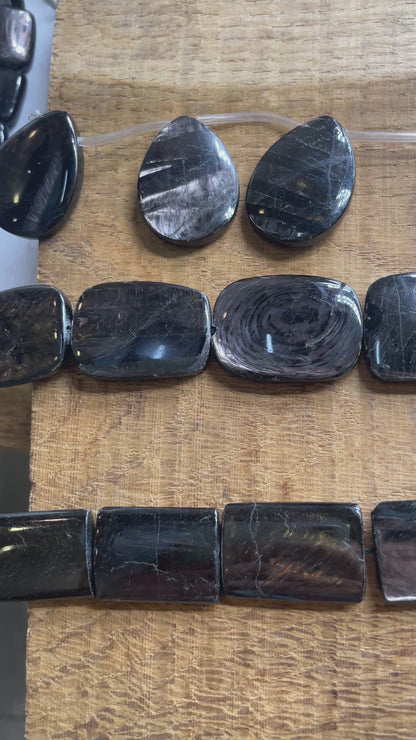 Fil de pendentifs Hypersthene AA+