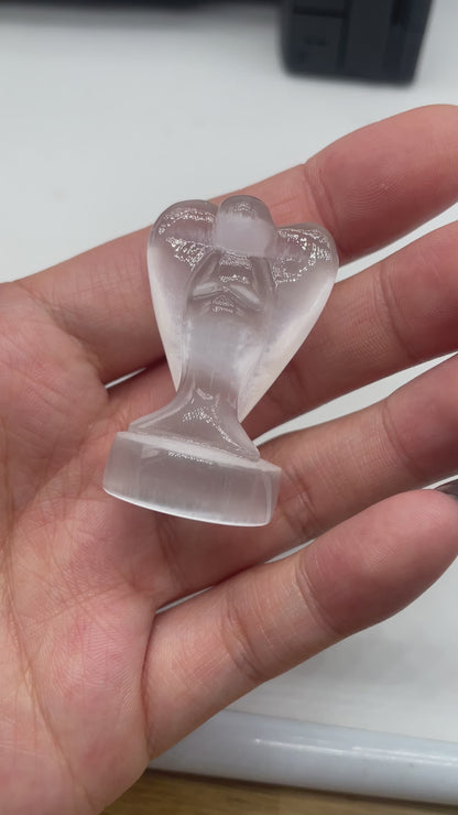 Figurine ange en selenite