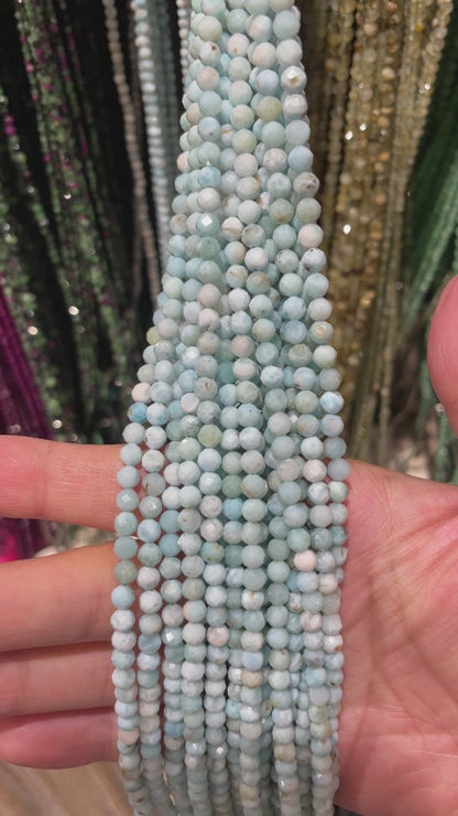 Fil de perles facettées Larimar 4 mm AAA