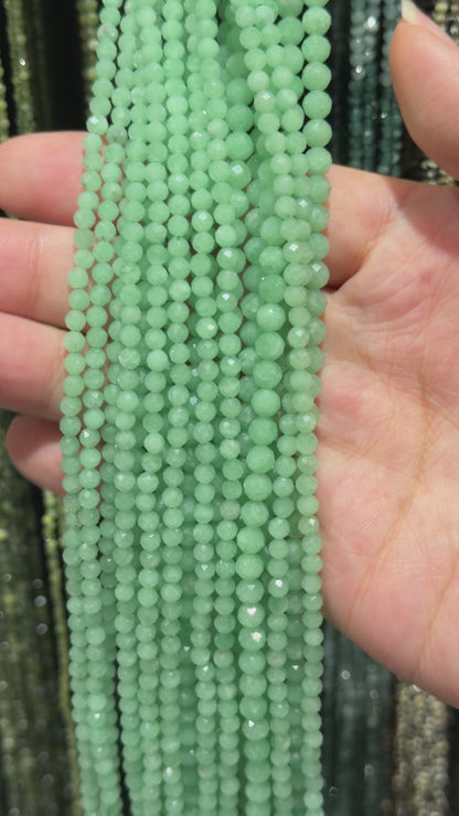 Fil de perles facettées Jade vert