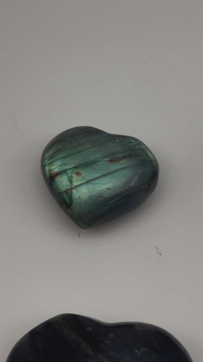 Coeur en Labradorite AAA de madagascar