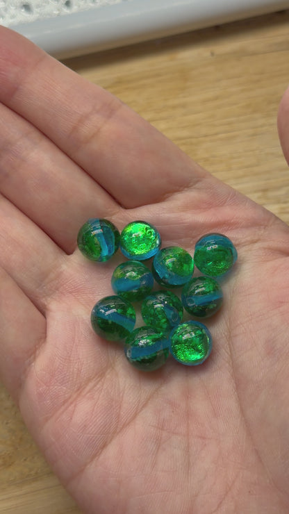 10 perles de verre phosphorescente verte #33
