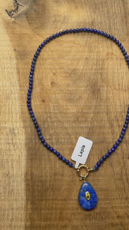 Pendentif en lapis avec pierre Zircon couleur aléatoire (11 formes disponible)