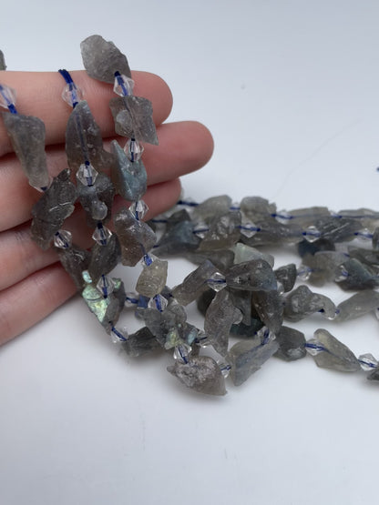 Fil de pierre brute Labradorite 8-14 mm