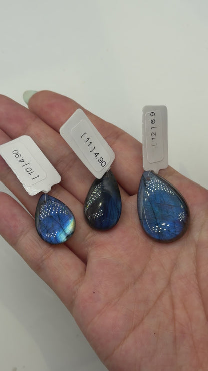 Pendentif en labradorite AAA extra bleue (17 formes disponible)