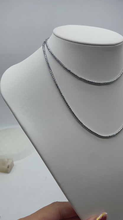 Collier sautoir 70 cm Hématite electroplaquée argenté 3mm CHA-1