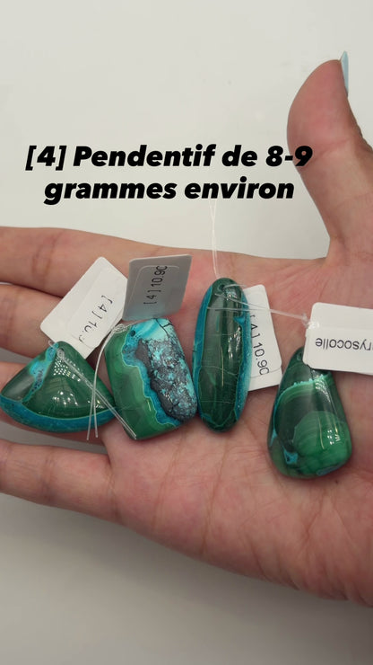 Pendentif en Chrysocolle avec malachite (forme aléatoire)