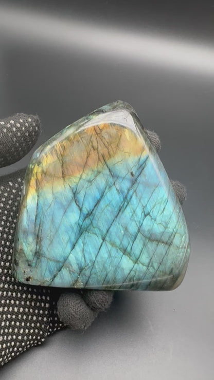 Labradorite flashy forme libre AAA (Lot 27) 500g 8x7.5x4.5cm