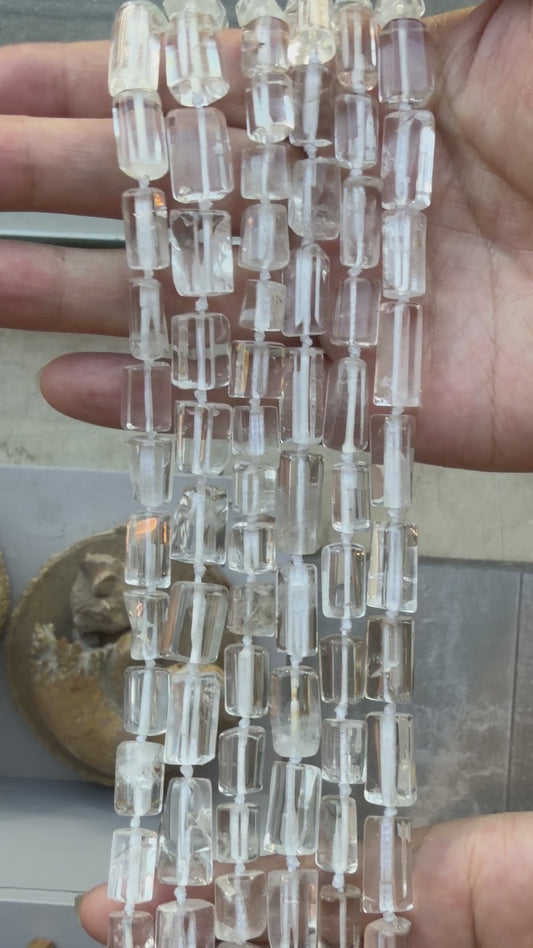 Fil de perle forme libre Cristal de roche tube 15x10 mm (référence 13)