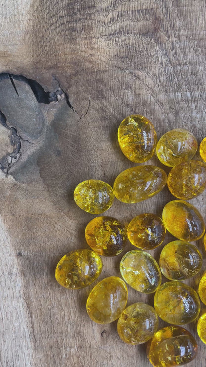 Pierre roulée en Citrine foncé chauffée