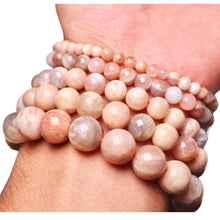 Load image into Gallery viewer, Pink moonstone bracelet
